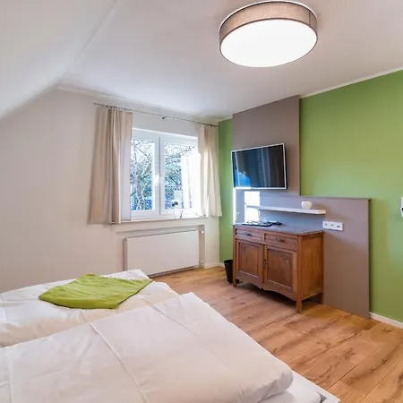 Eifelfels بيت للعطل